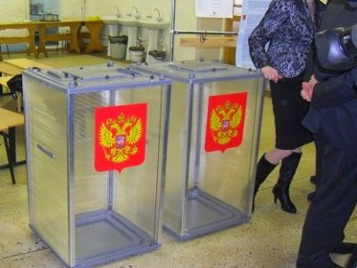 Прозрачные урны Фото: tverigrad.ru Прозрачные урны Фото: tverigrad.ru